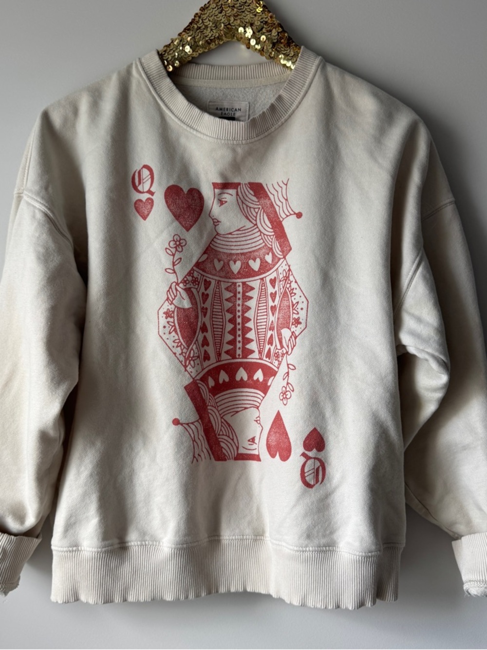 Queen of hearts sweatshirt